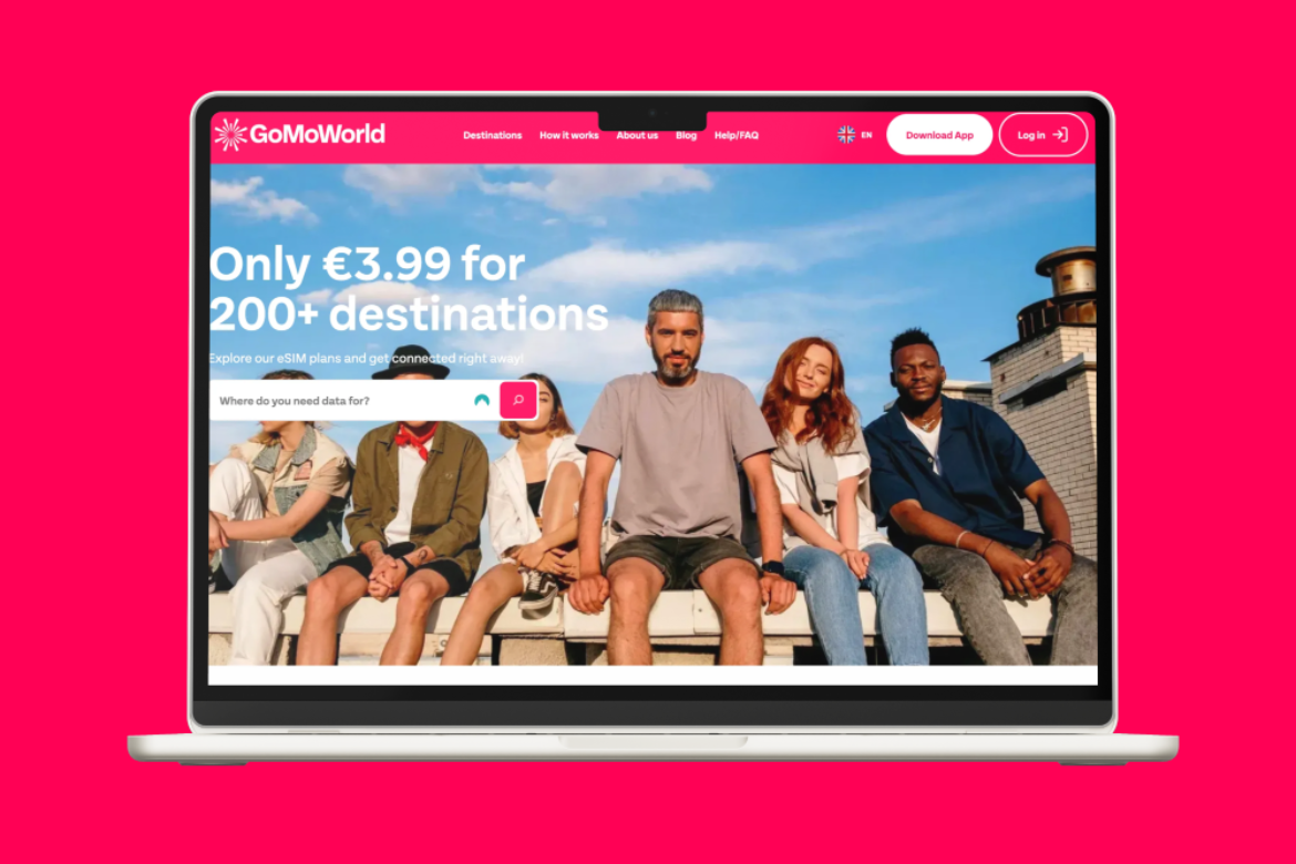 GoMoWorld laptop screen